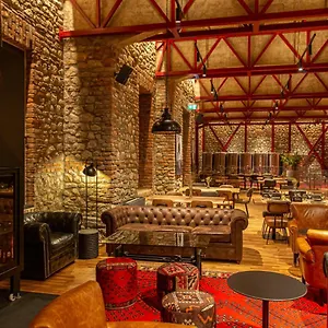 Melesin Distillery Hotel
